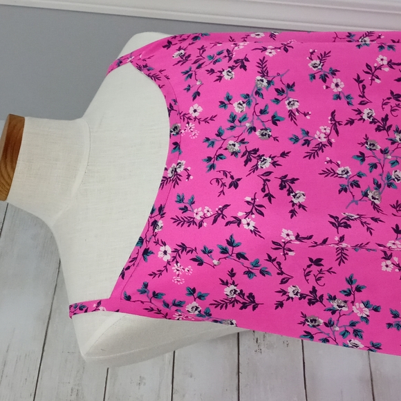Torrid Womens Floral Pink Top Size 1 (1X) - Picture 3 of 7